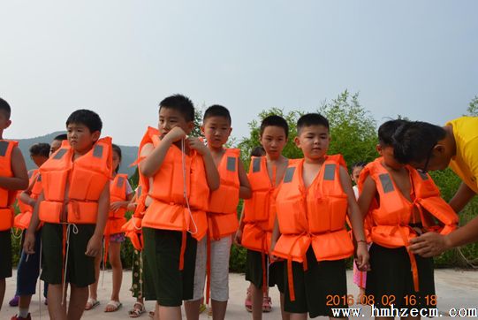 郑老师托教中心举办夏令营活动，带你开启难忘的奇妙之旅