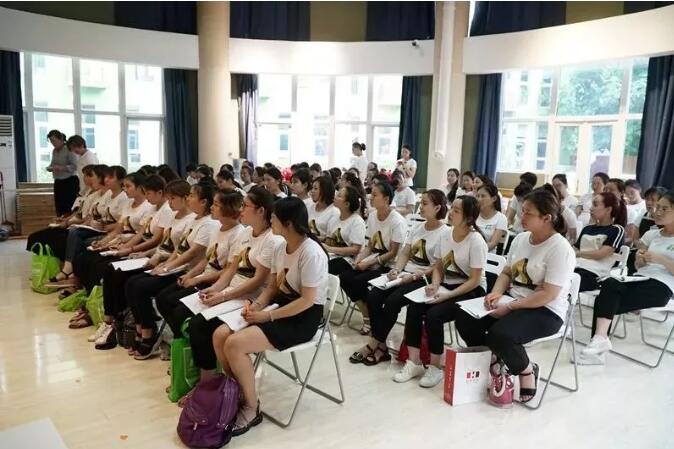 链接两岸幼教事业，台湾专家庄筑涵女士来园指导工作！