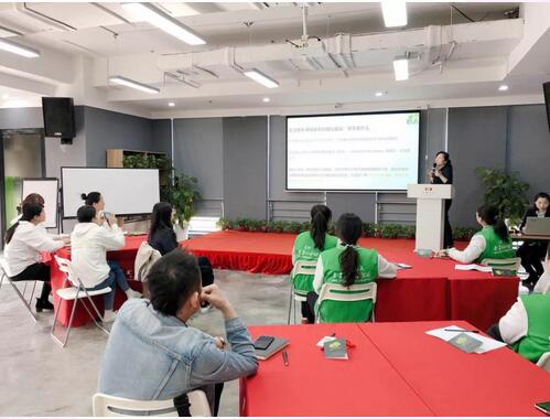 学习· 充实·提升·完善 ——庆龄·汇美加盟园岗前培训拉开序幕